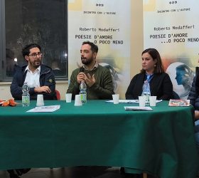 Barritteri: presentato il libro “Poesia d’amore, o poco meno” di Roberto Modafferi.